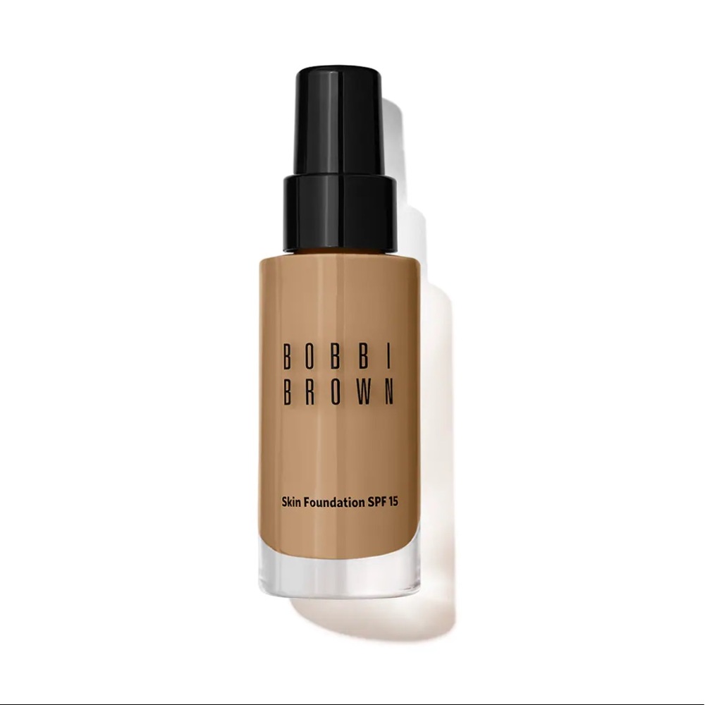 Host pick Bobbi brown skin longwear weightless foundation